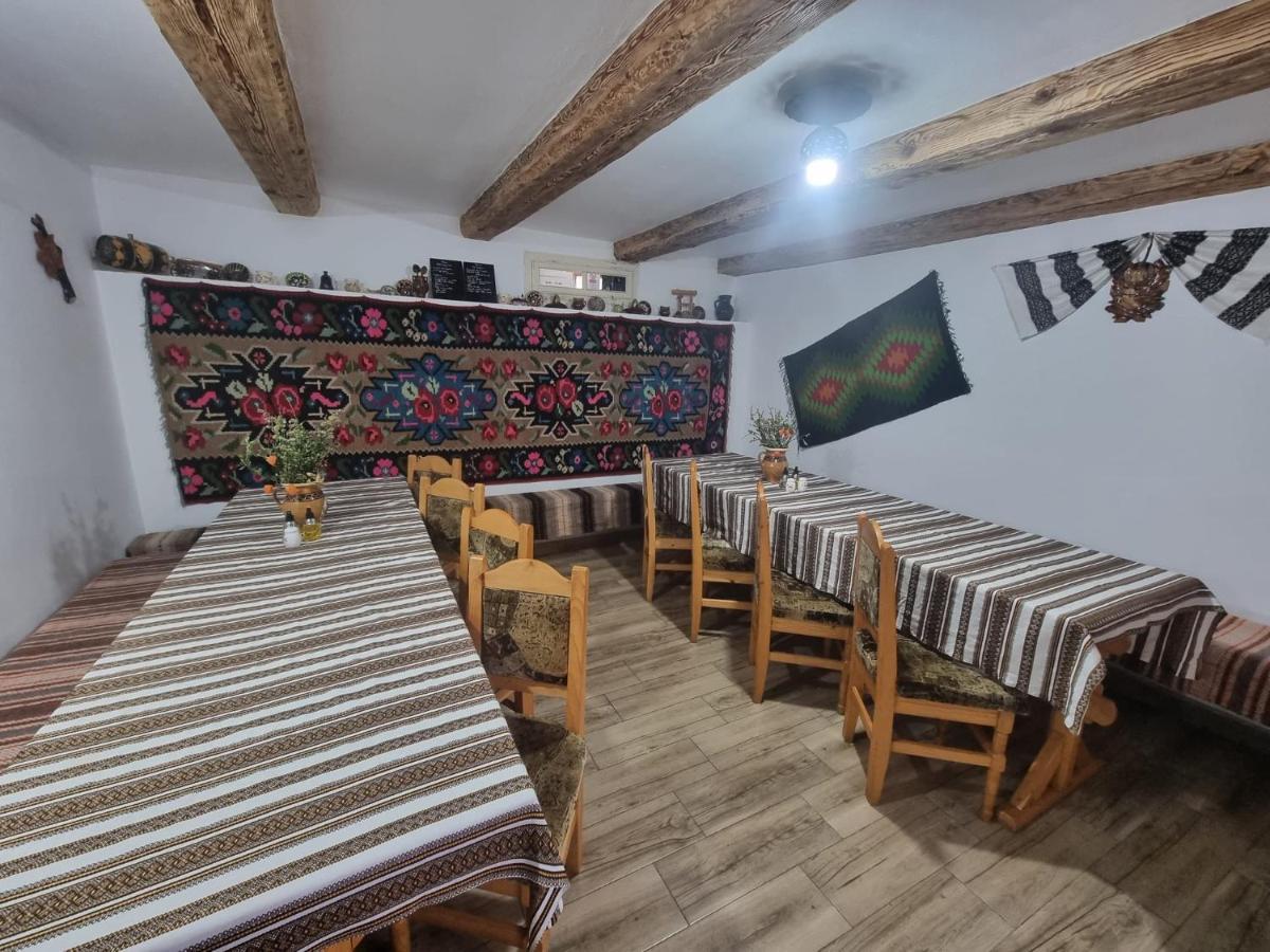 Pensiunea Agroturistica Casa Colinita Vatra Moldoviței Kültér fotó